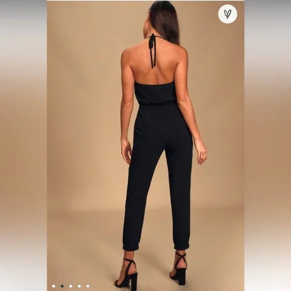 ❗️SOLD❗️Lulus Learning to Fly Black Halter Jumpsuit Size S - Picture 2 of 12